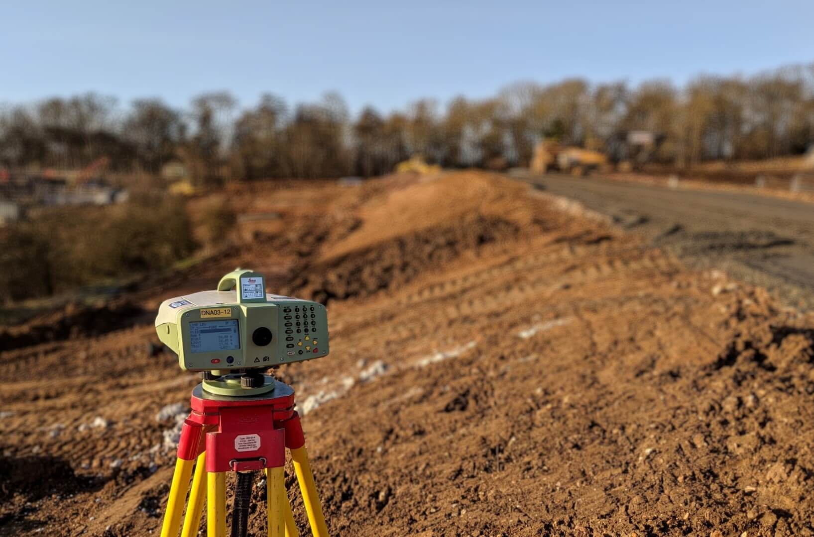 How does land surveying work? 